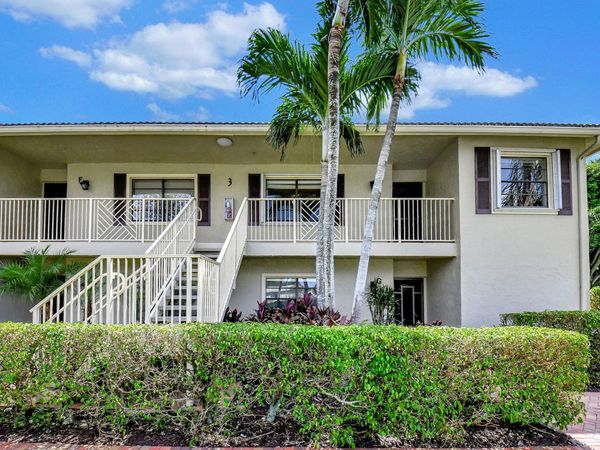 3 Stratford Drive, Unit H, Boynton Beach, FL 33436