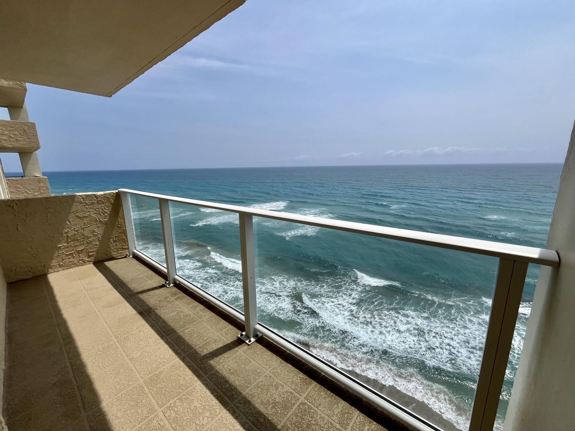 5440 N Ocean Drive, Unit 1107, Singer Island, FL 33404 Photo