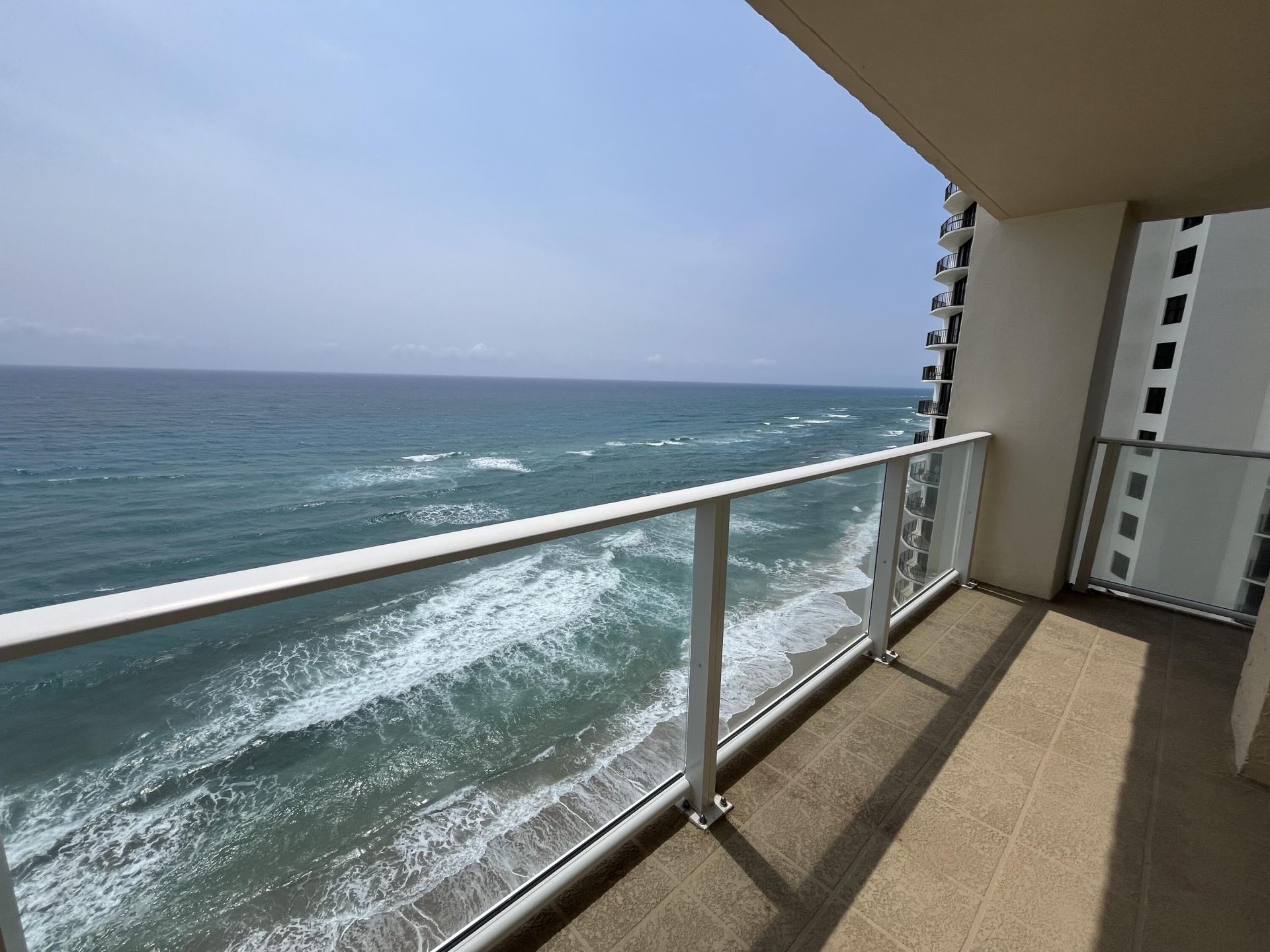 5440 N Ocean Drive, Unit 1107, Singer Island, FL 33404 Photo