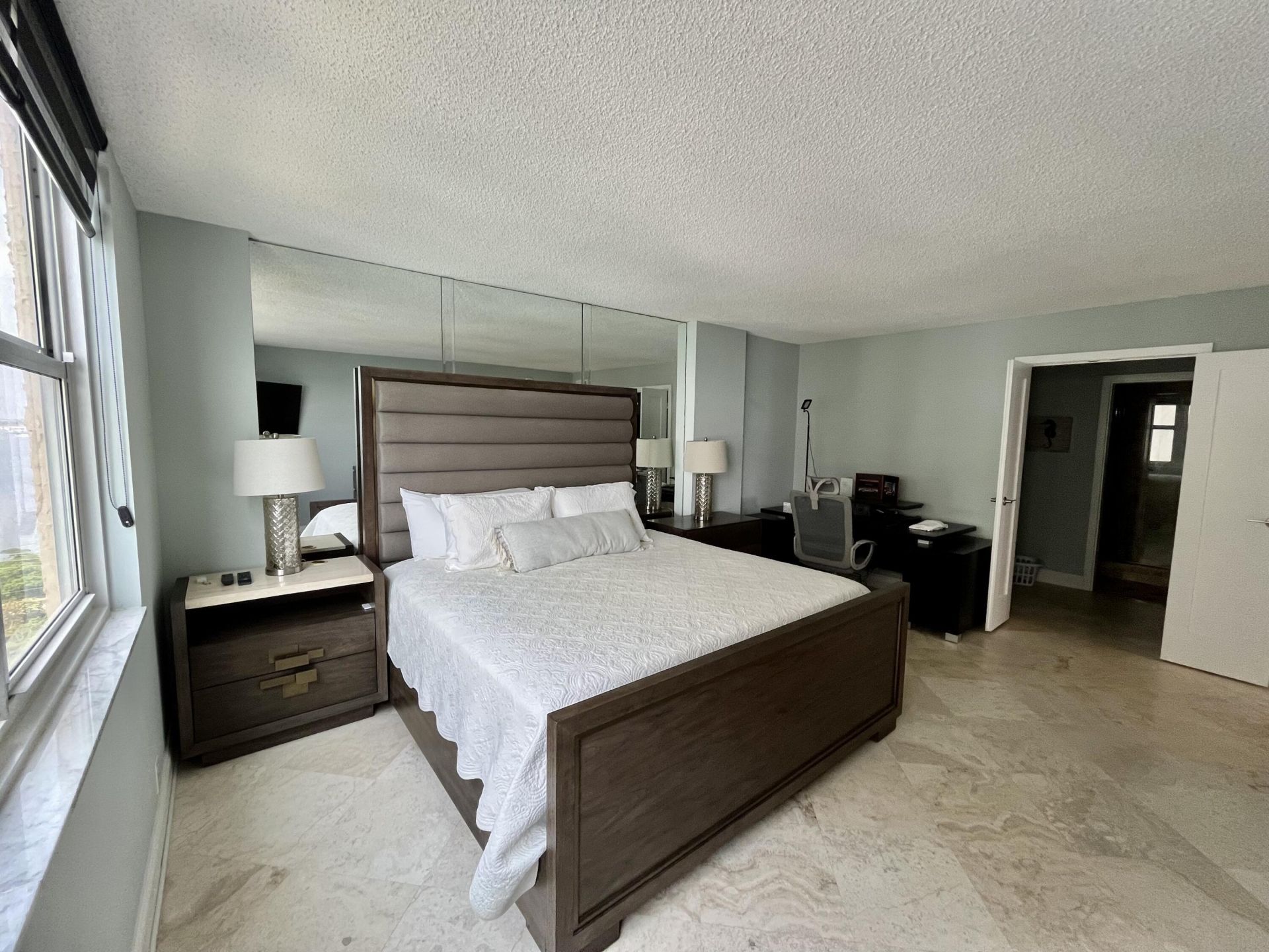 5440 N Ocean Drive, Unit 1107, Singer Island, FL 33404 Photo