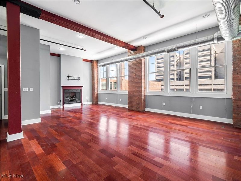 1260 W 4th Street, Unit 401, Cleveland, OH 44113 Photo 4