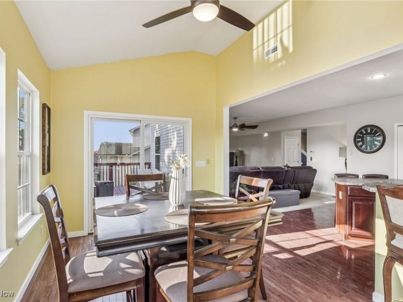 6357 Stonehaven Lane, Bedford, OH 44146 Photo 18