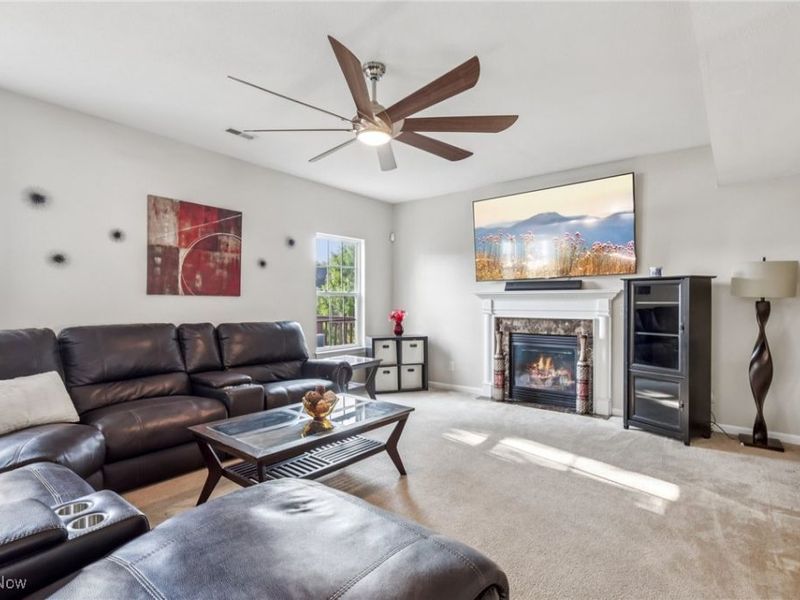 6357 Stonehaven Lane, Bedford, OH 44146 Photo 2