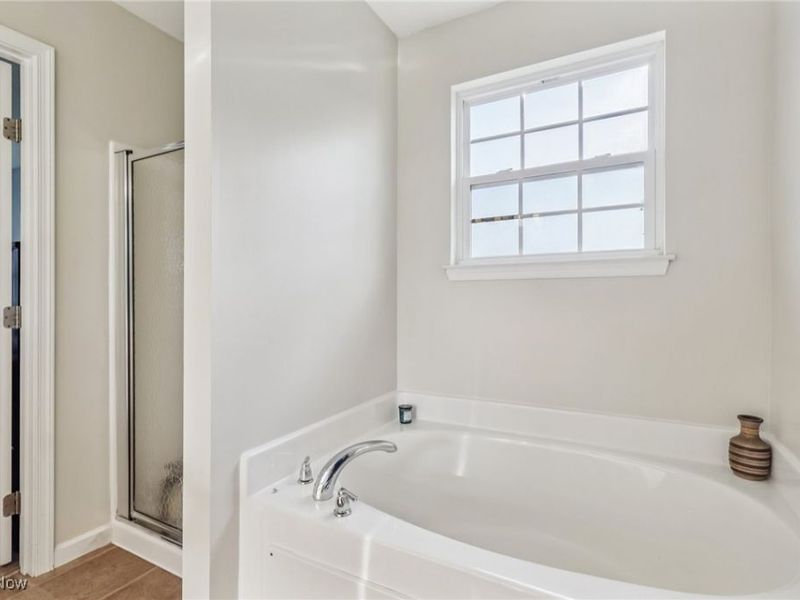 6357 Stonehaven Lane, Bedford, OH 44146 Photo 23