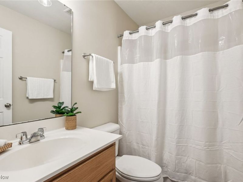 6357 Stonehaven Lane, Bedford, OH 44146 Photo 29