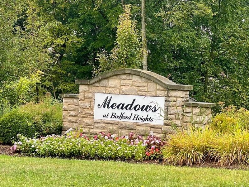 6357 Stonehaven Lane, Bedford, OH 44146 Photo 38