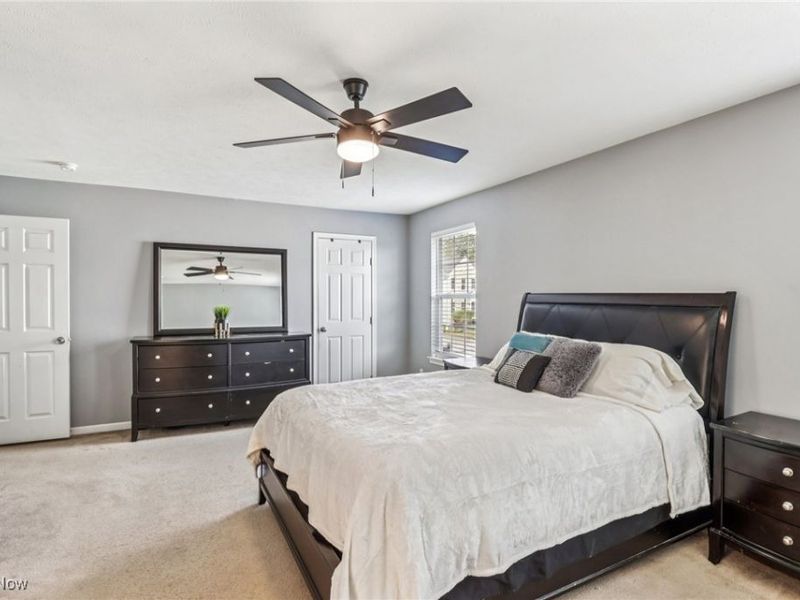 6357 Stonehaven Lane, Bedford, OH 44146 Photo 5