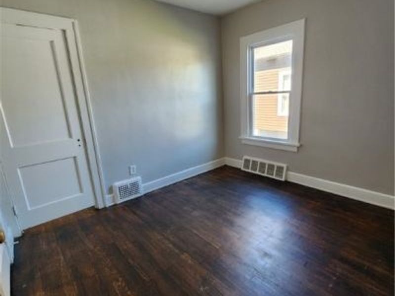 1271 E 169th Street, Unit 1, Cleveland, OH 44110 Photo 12