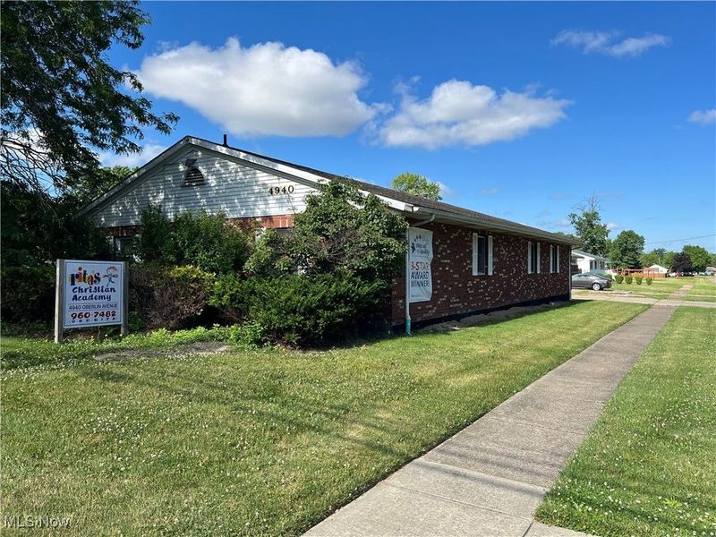 4940 Oberlin Avenue, Lorain, OH 44053 Photo 6
