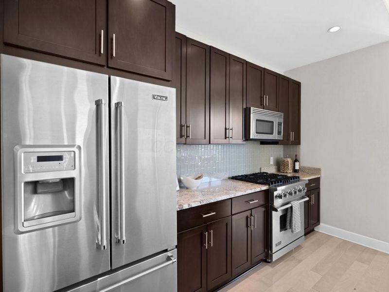 1145 N High Street, Unit 203, Columbus, OH 43201 Photo 18