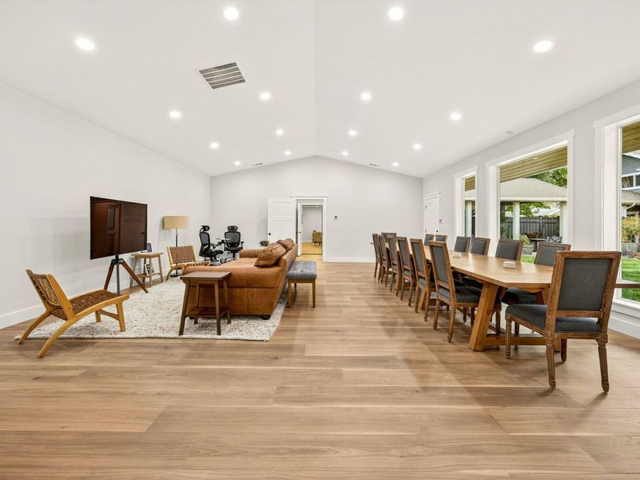 Property Image 74