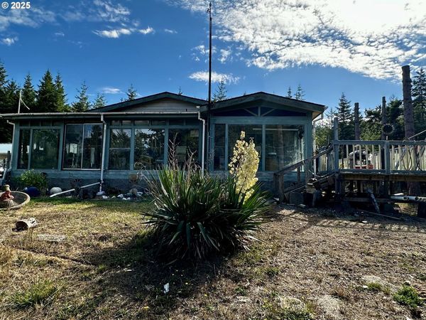 94515 LANGLOIS MOUNTAIN RD, Langlois, OR 97450