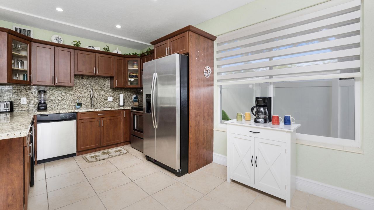 132 Gardenia Street, Tavernier, FL 33070 Photo