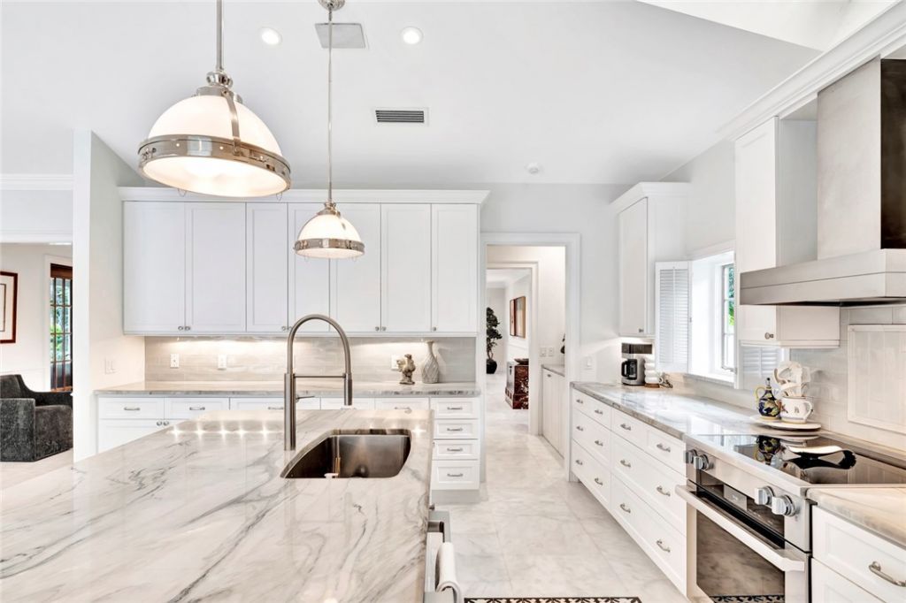 615 Riomar Drive, Vero Beach, FL 32963 Photo