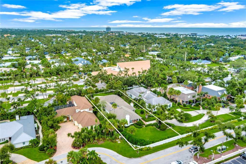 615 Riomar Drive, Vero Beach, FL 32963 Photo