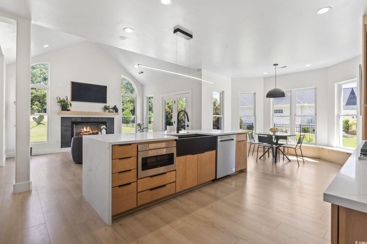 9305 Cove Dr. Photo 12