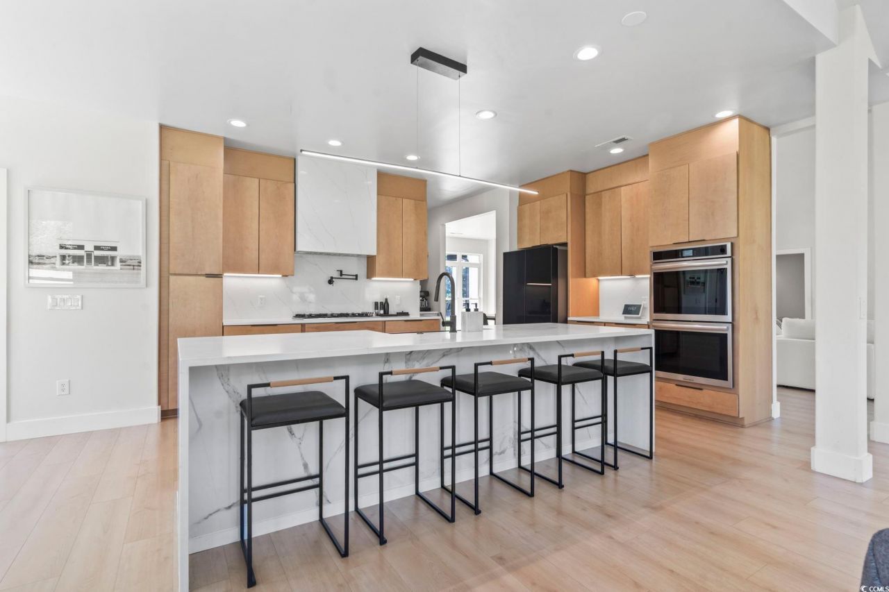 9305 Cove Dr. Photo 13