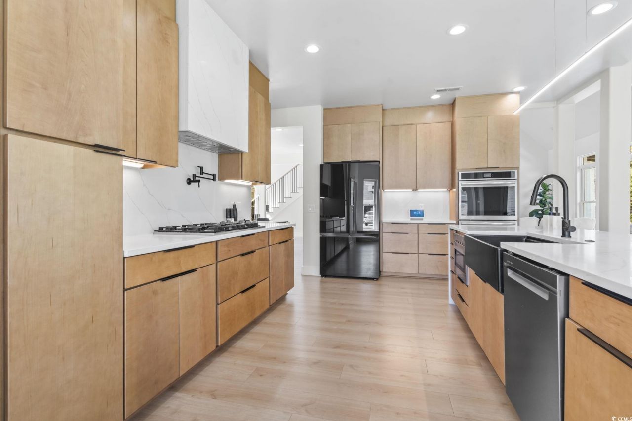 9305 Cove Dr. Photo 14