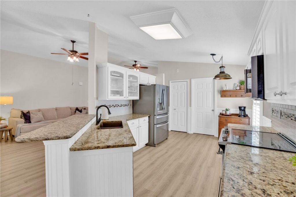 589 Willow Court, Sebastian, FL 32958 Photo