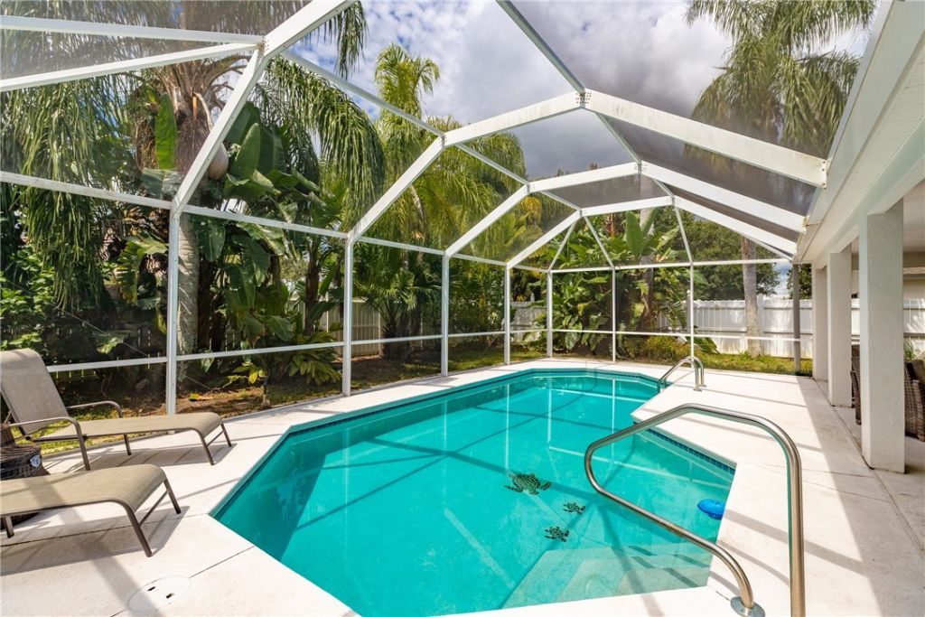 589 Willow Court, Sebastian, FL 32958 Photo