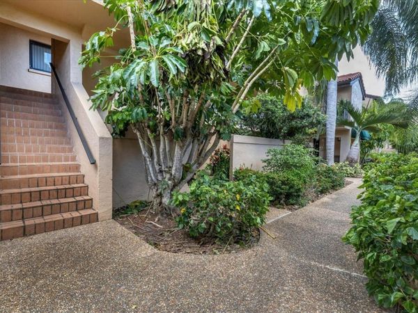 5565 ASHTON LAKE DRIVE, Unit 5565, SARASOTA, FL 34231