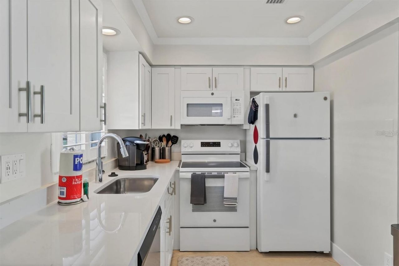 5830 Midnight Pass Road, Unit 54, Sarasota, FL 34242 Photo