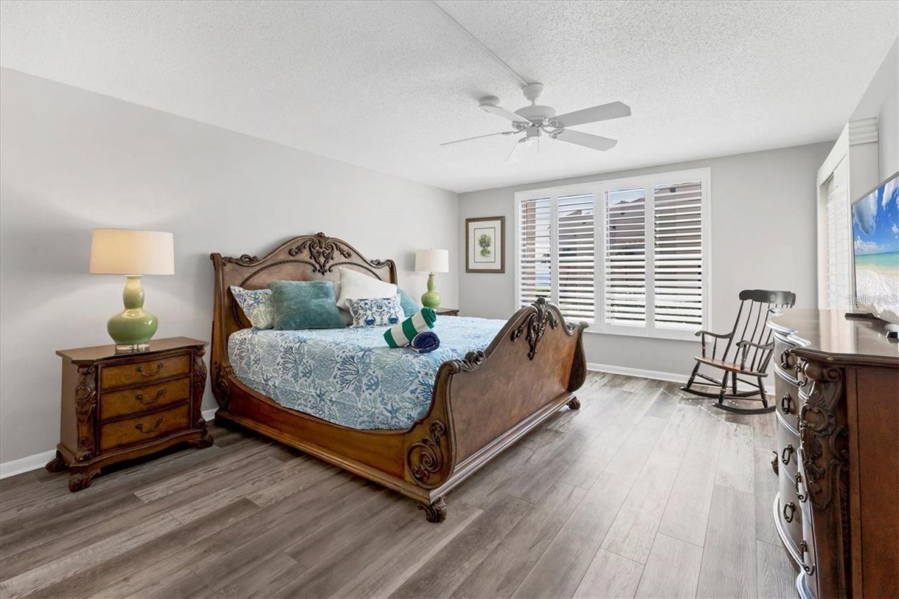 6480 Midnight Pass Road, Unit 311, Sarasota, FL 34242 Photo