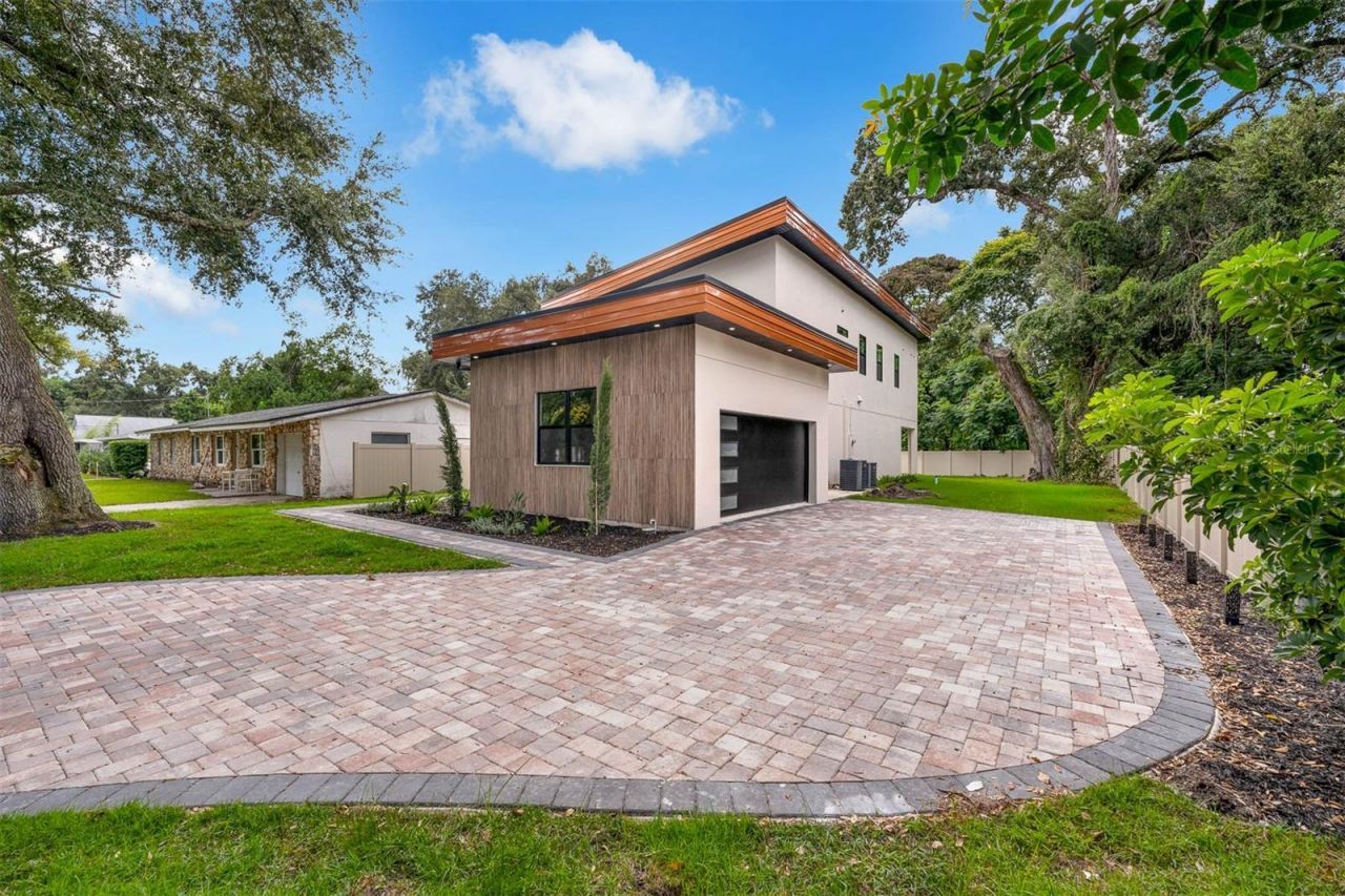 1910 Cloverlawn Avenue, Orlando, FL 32806 Photo