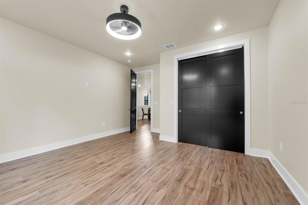 1910 Cloverlawn Avenue, Orlando, FL 32806 Photo