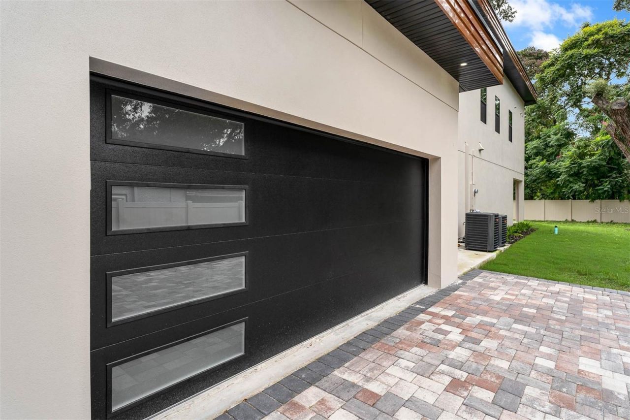 1910 Cloverlawn Avenue, Orlando, FL 32806 Photo