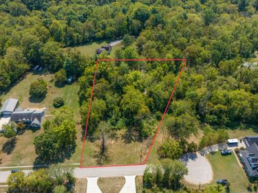 1035 Morris Drive, Richmond, KY 40475