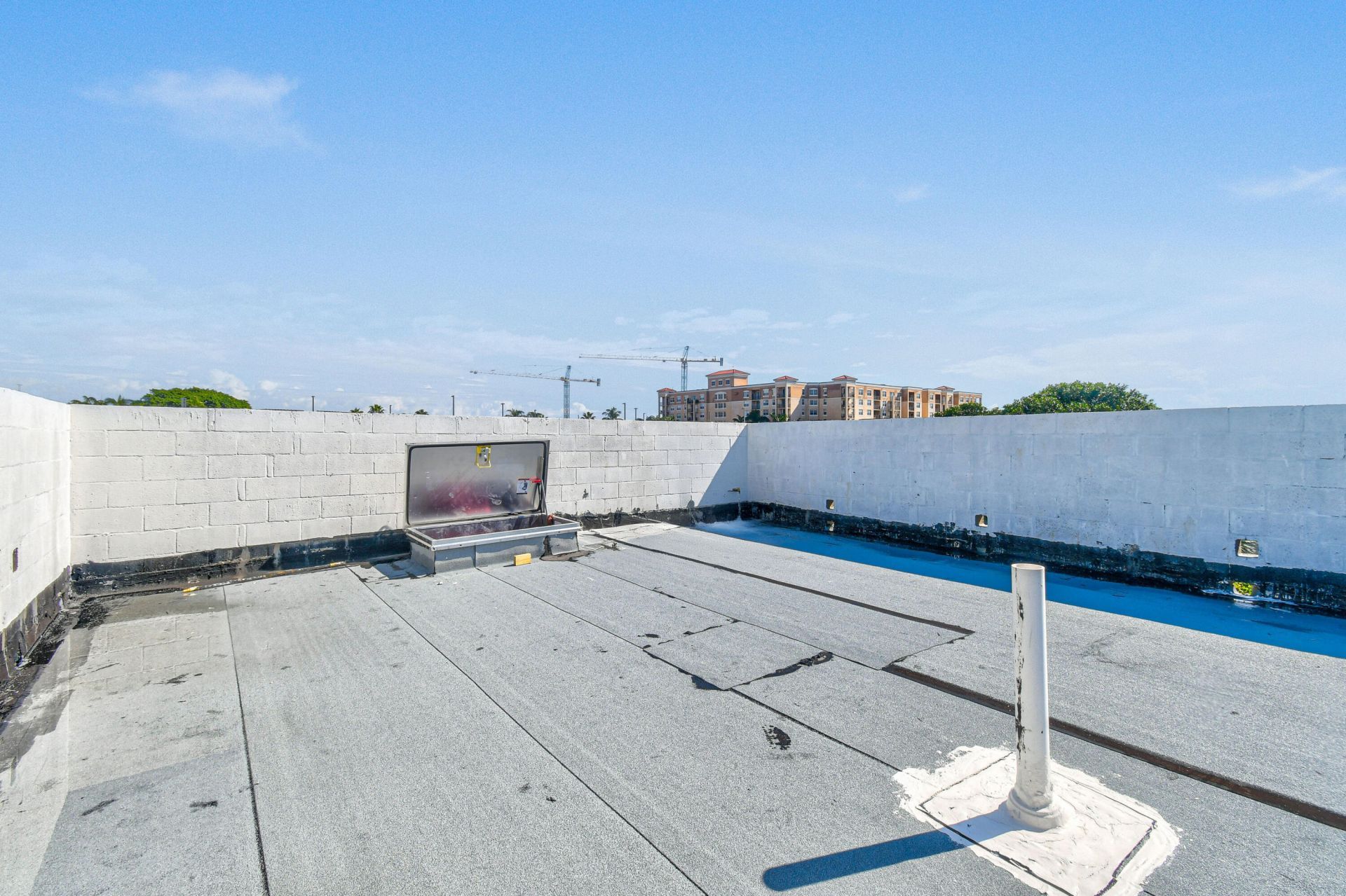 322 N Lakeside Court, West Palm Beach, FL 33407 Photo