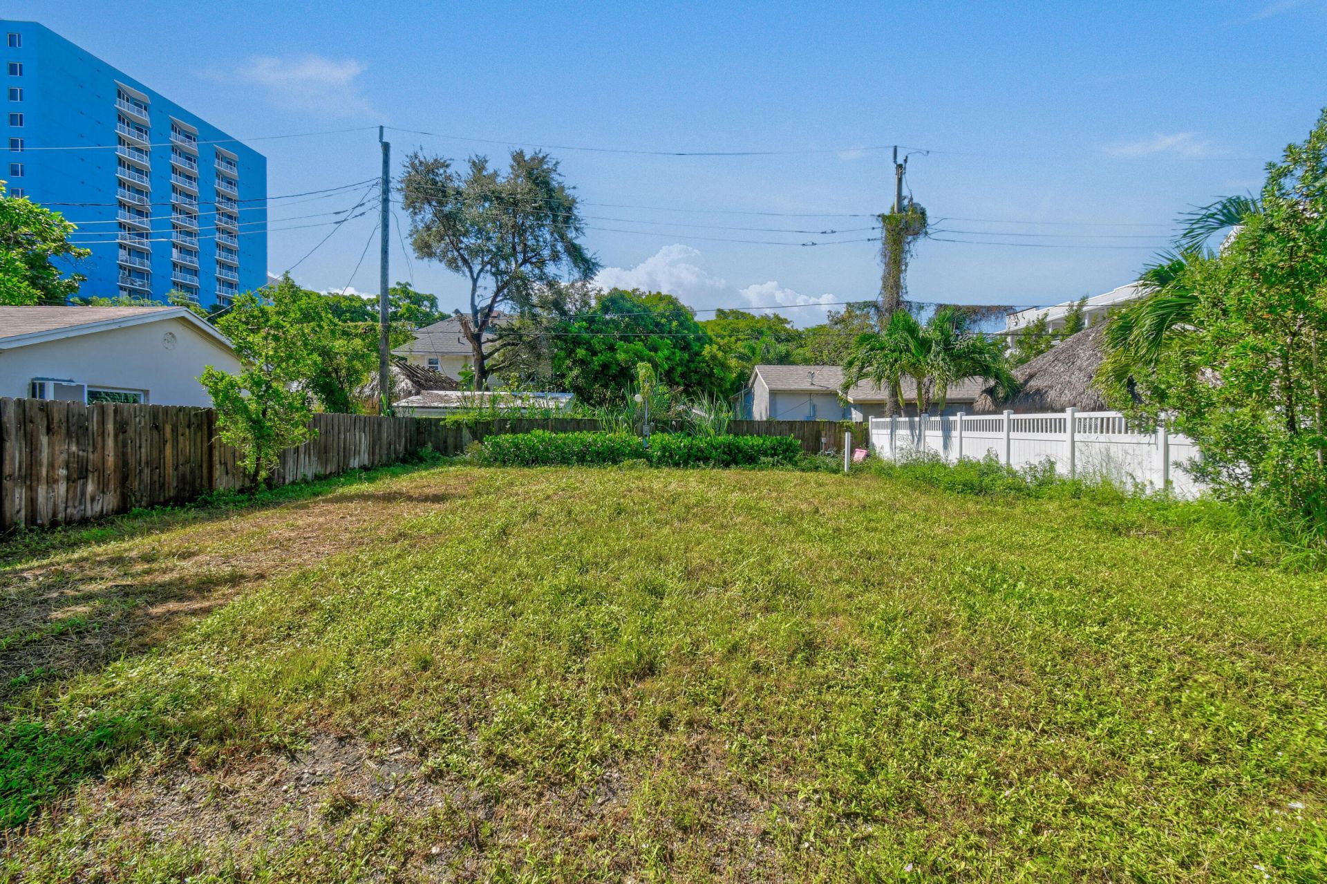 322 N Lakeside Court, West Palm Beach, FL 33407 Photo