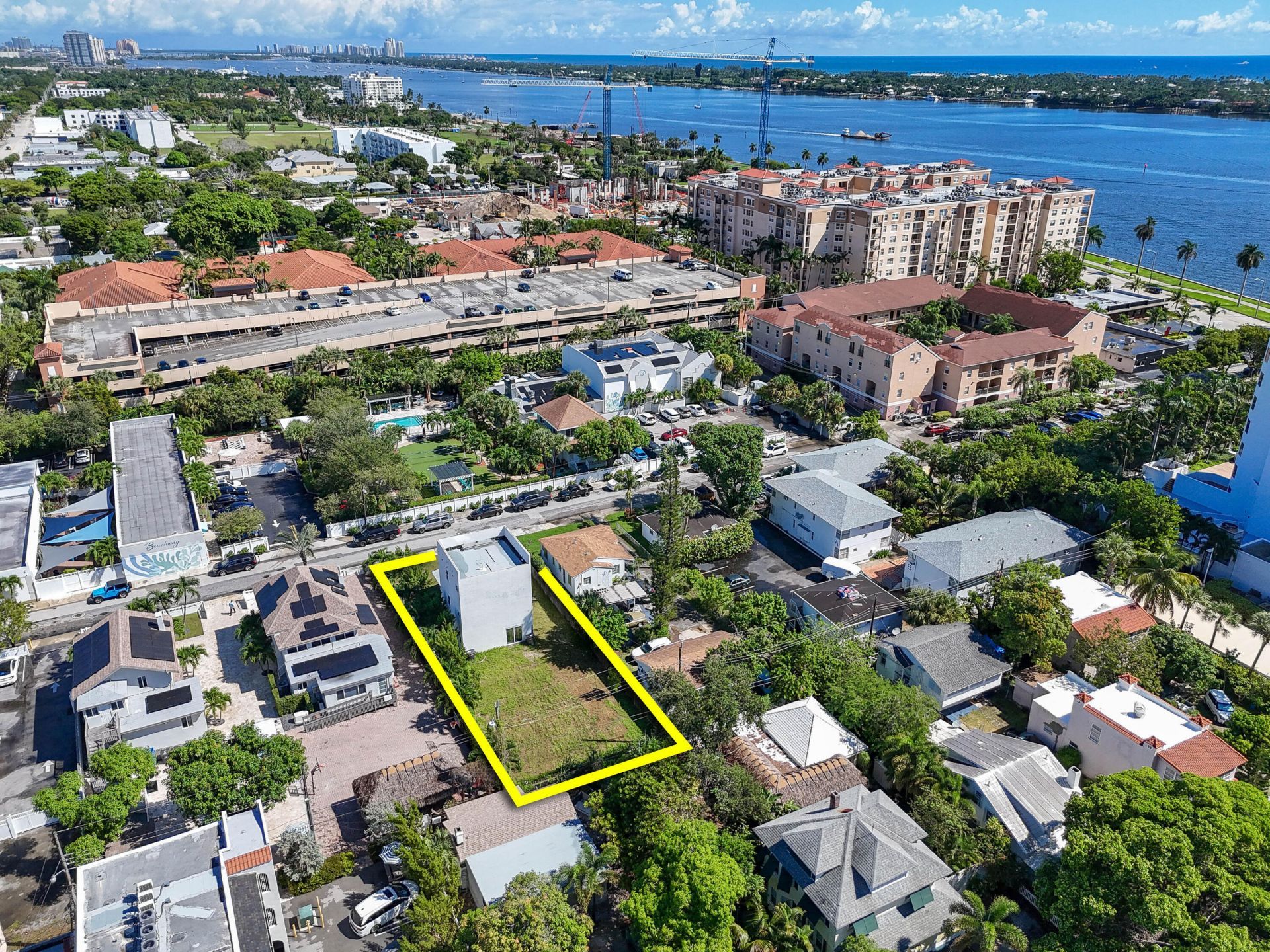 322 N Lakeside Court, West Palm Beach, FL 33407 Photo