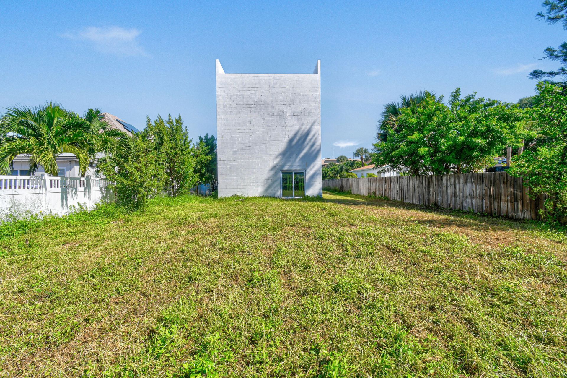 322 N Lakeside Court, West Palm Beach, FL 33407 Photo