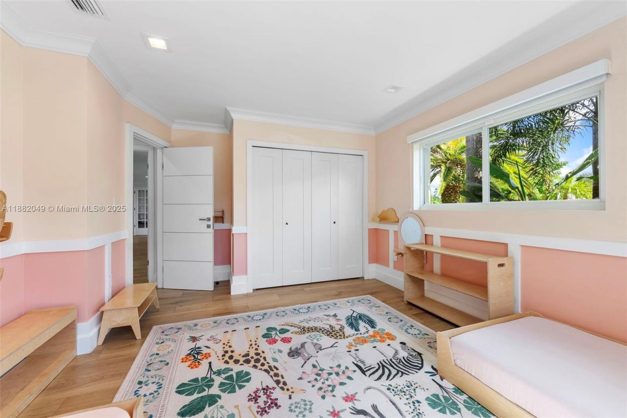 21000 NE 18th Ct, Miami, FL 33179 Photo