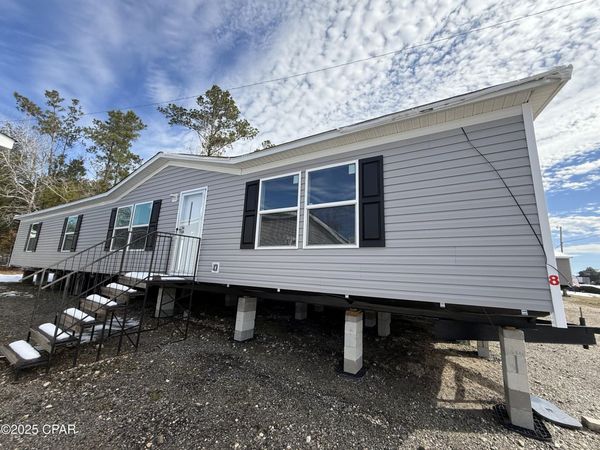 1065 Highlands Circle, Alford, FL 32420