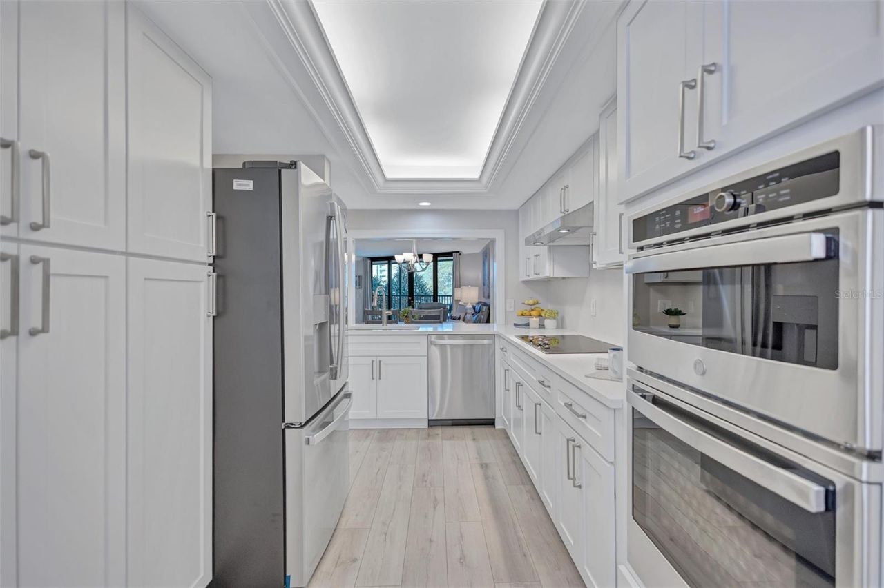 5880 Midnight Pass Road, Unit 306, Sarasota, FL 34242 Photo