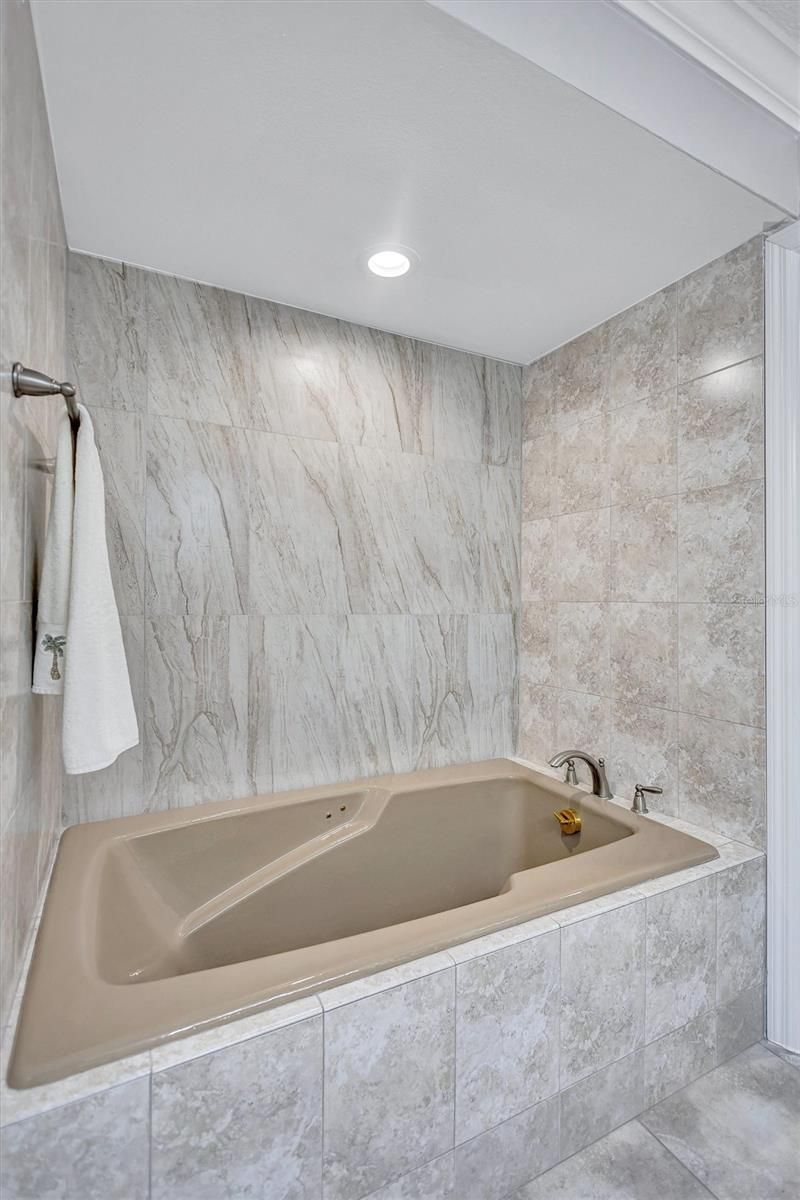 5880 Midnight Pass Road, Unit 306, Sarasota, FL 34242 Photo