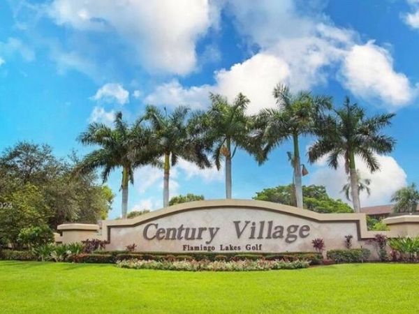 1400 SW 131st Way, Unit 408q, Pembroke Pines, FL 33027