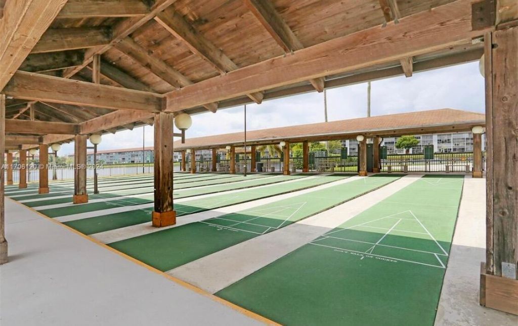 1400 SW 131st Way, Unit 408q, Pembroke Pines, FL 33027 Photo