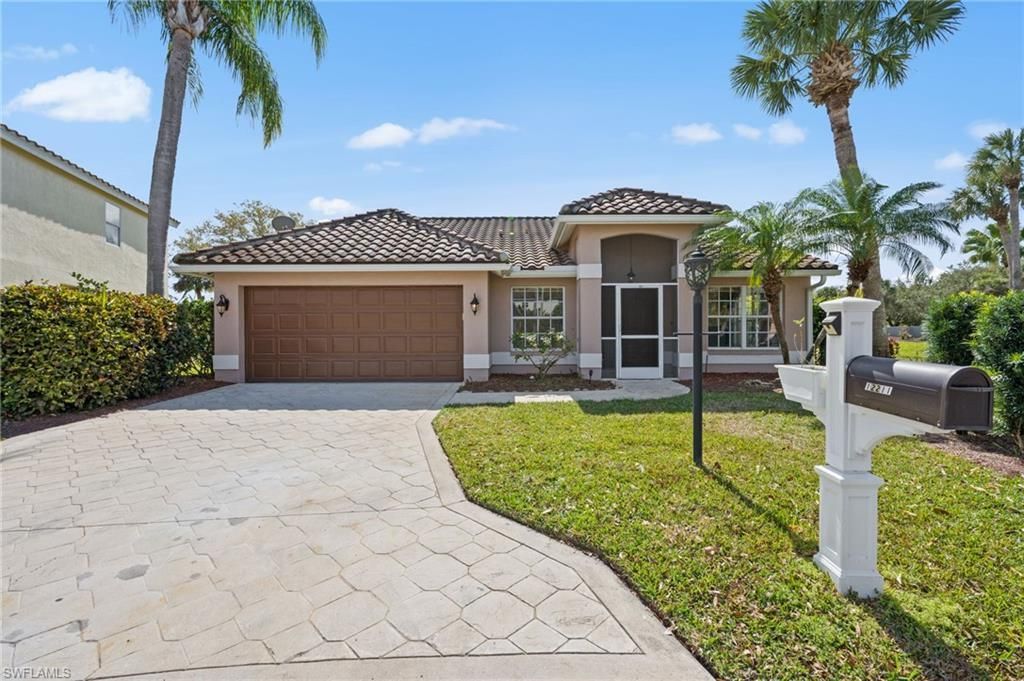12211 Eagle Pointe Cir, Fort Myers, FL 33913 Photo