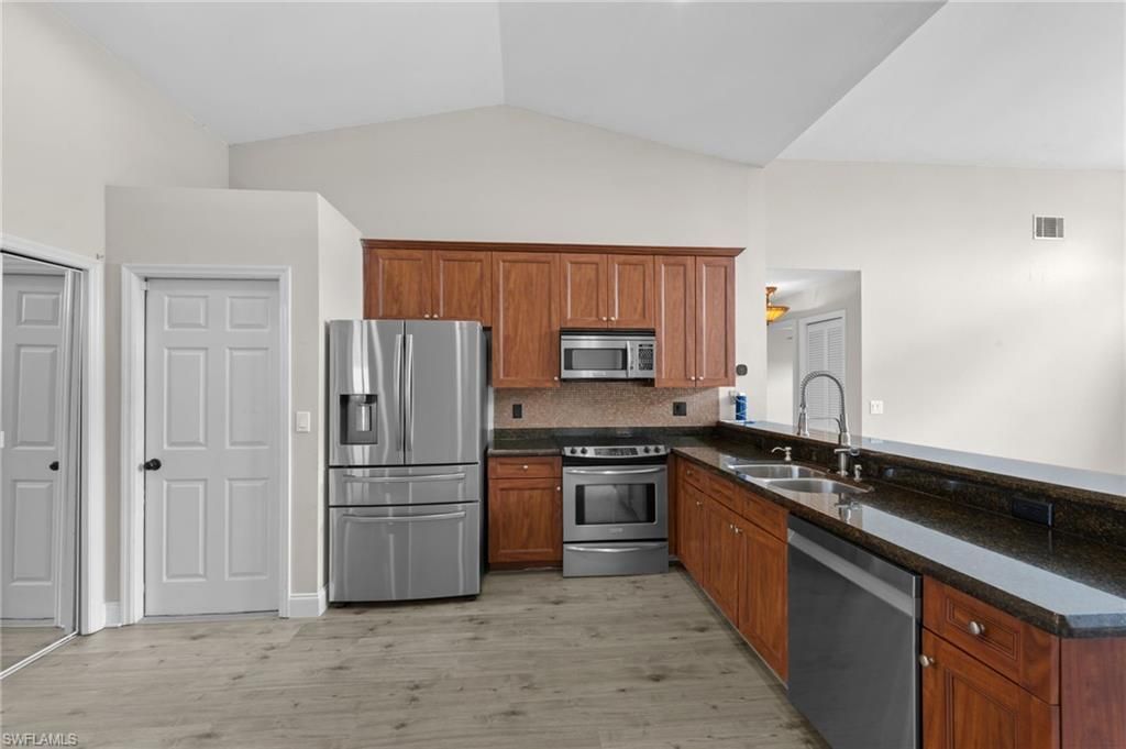 12211 Eagle Pointe Cir, Fort Myers, FL 33913 Photo