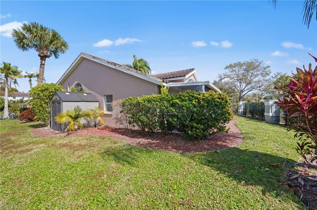 12211 Eagle Pointe Cir, Fort Myers, FL 33913 Photo