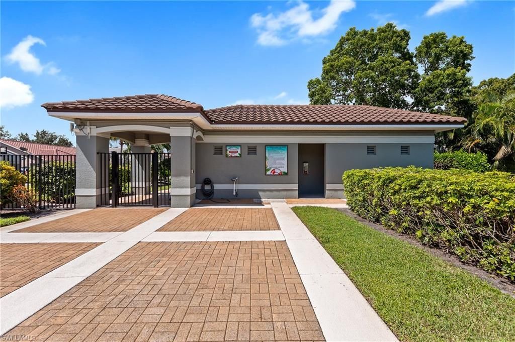 12211 Eagle Pointe Cir, Fort Myers, FL 33913 Photo