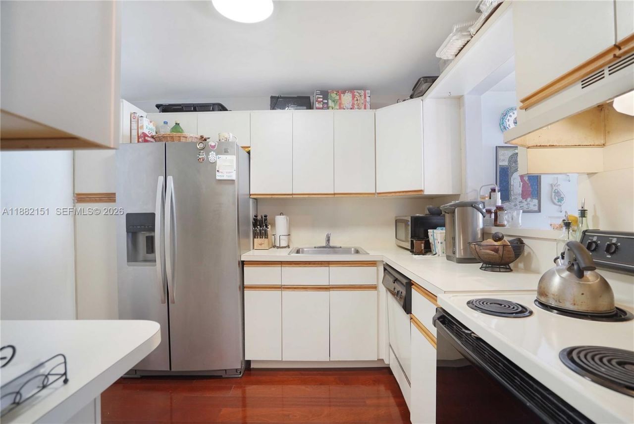 1228 West Ave, Unit 607, Miami Beach, FL 33139 Photo