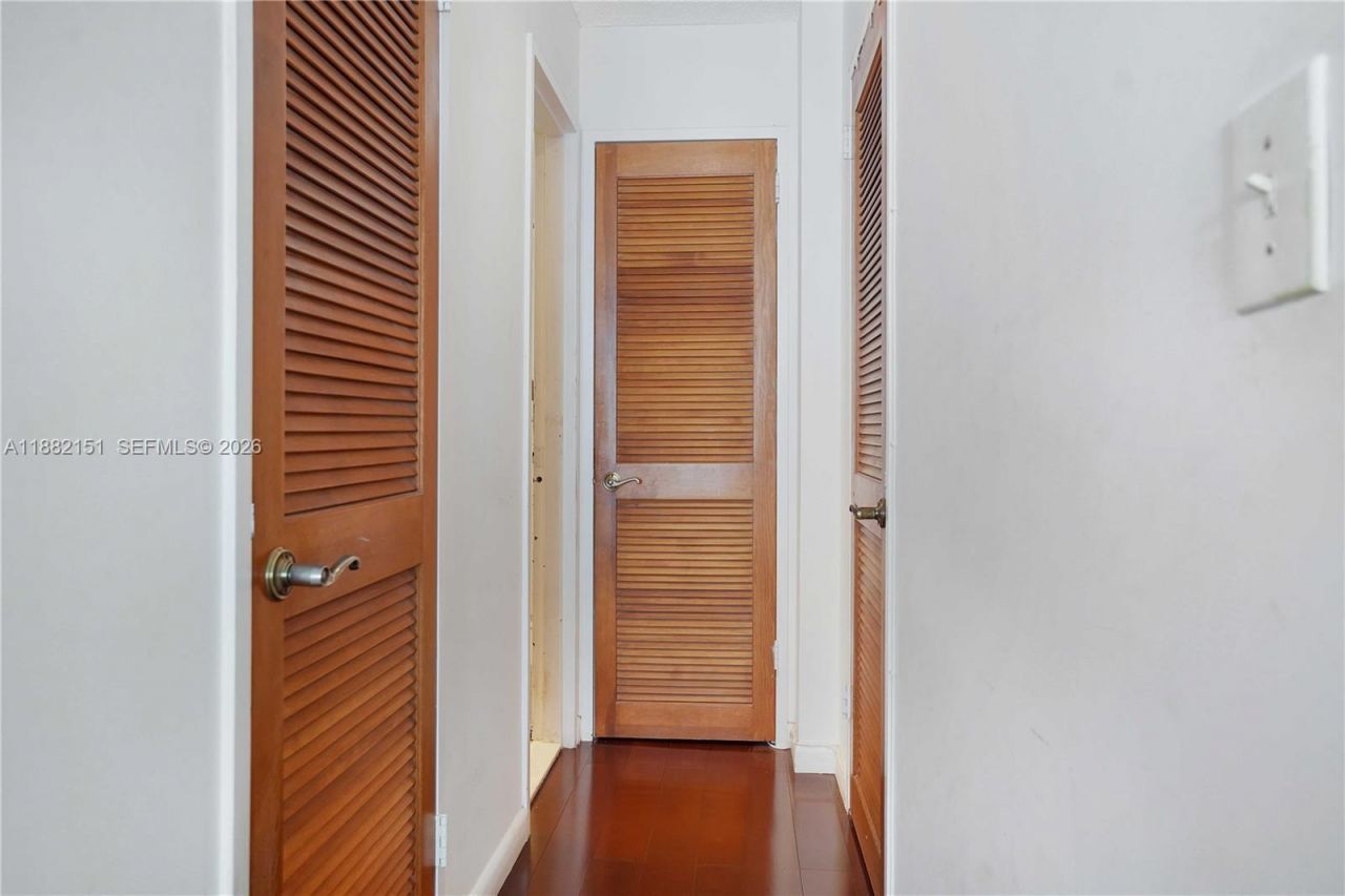 1228 West Ave, Unit 607, Miami Beach, FL 33139 Photo