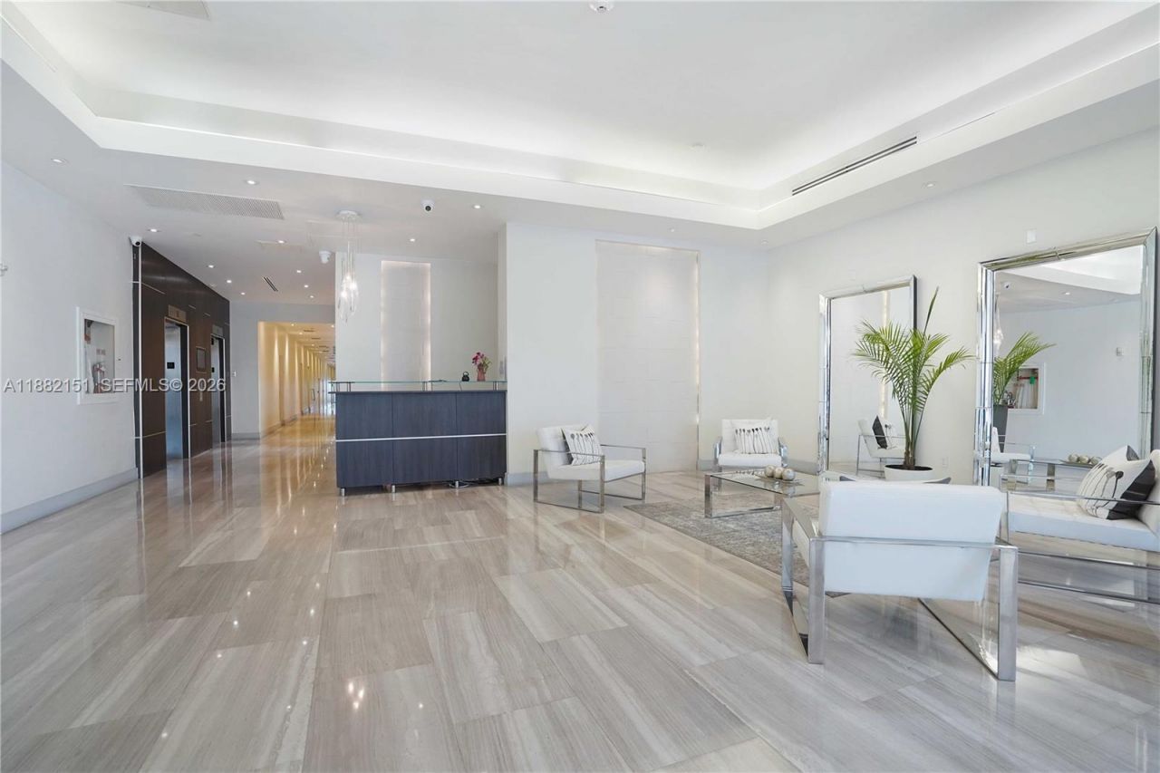 1228 West Ave, Unit 607, Miami Beach, FL 33139 Photo