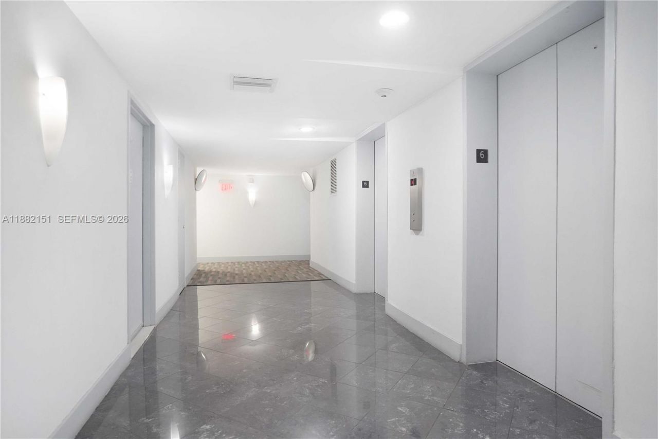 1228 West Ave, Unit 607, Miami Beach, FL 33139 Photo