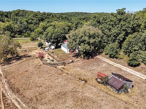 27930 Highway B Highway, Lincoln, MO 65338